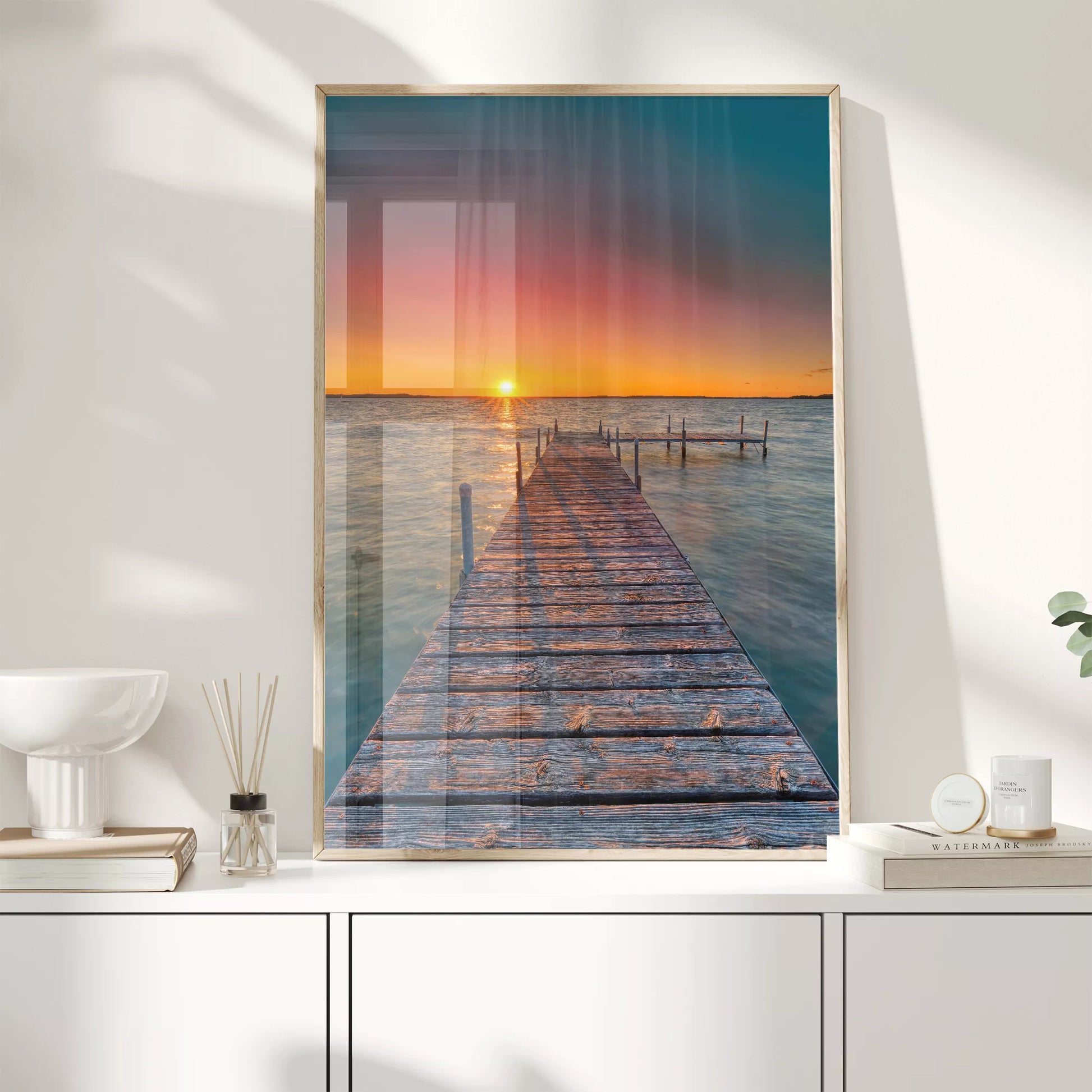 夕日が映える桟橋と海の風景アートプリント