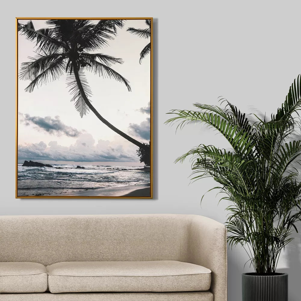 南国ビーチ、クラシックカー、エメラルド色の海の3枚組アートポスター