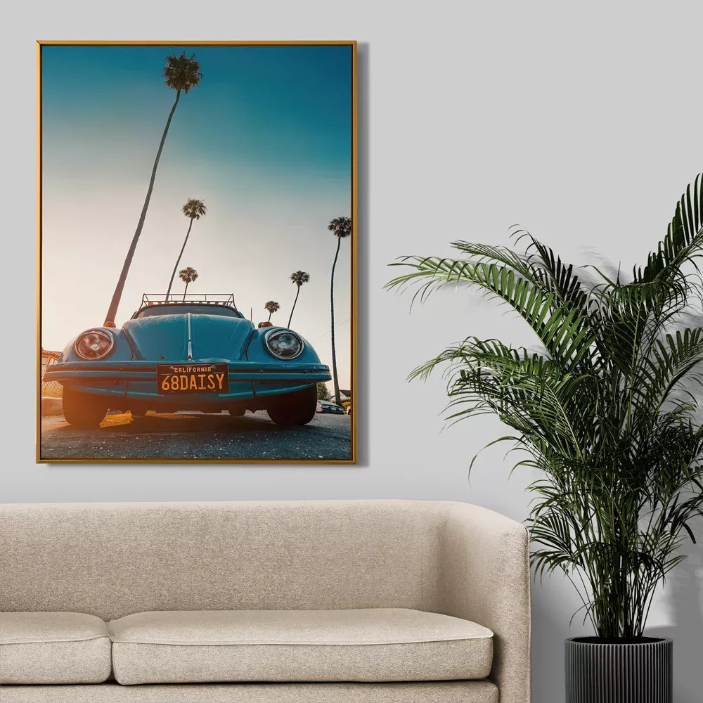 南国ビーチ、クラシックカー、エメラルド色の海の3枚組アートポスター