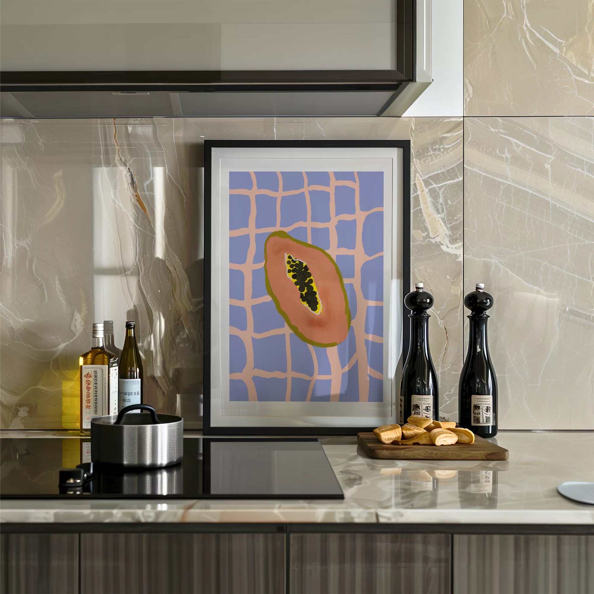 パステルカラーの格子柄背景にパパイヤのミニマルアートイラスト