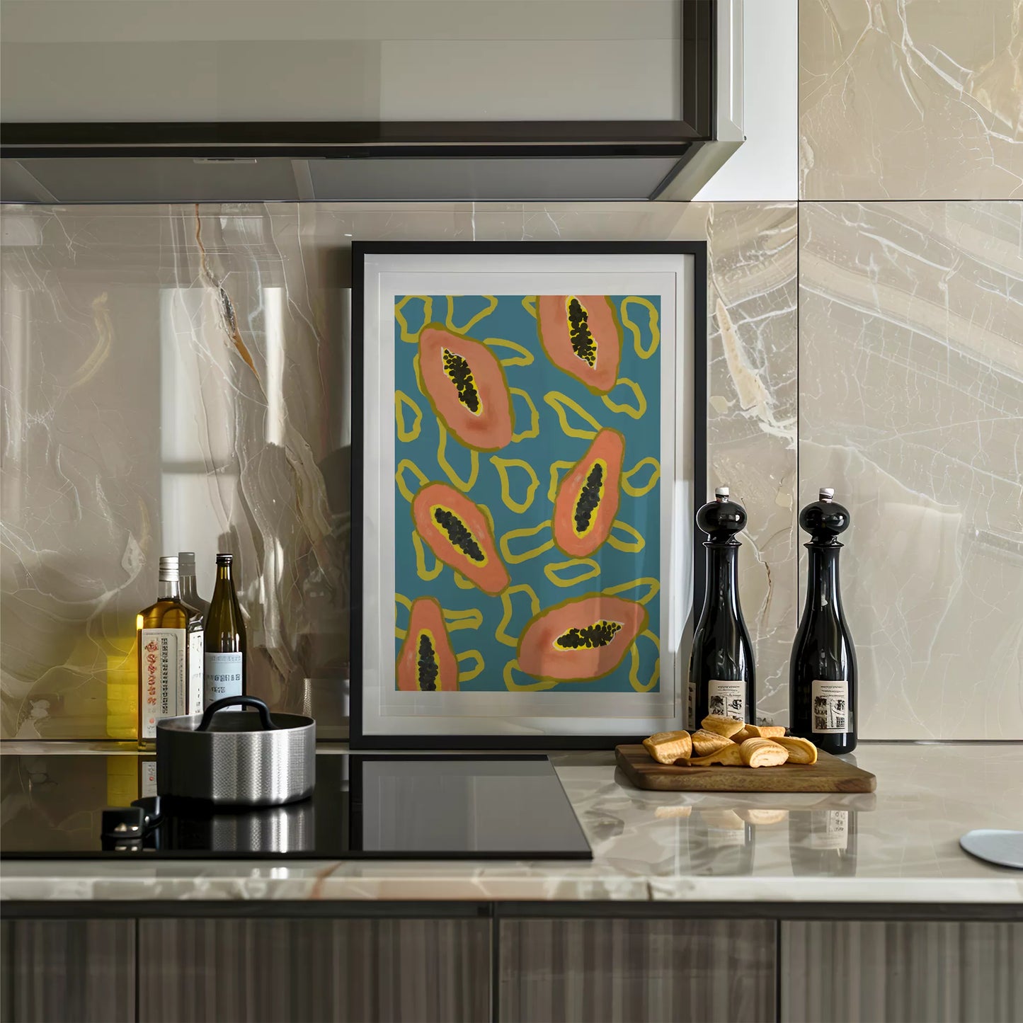 ターコイズブルーの背景にパパイヤのモダンアートパターン