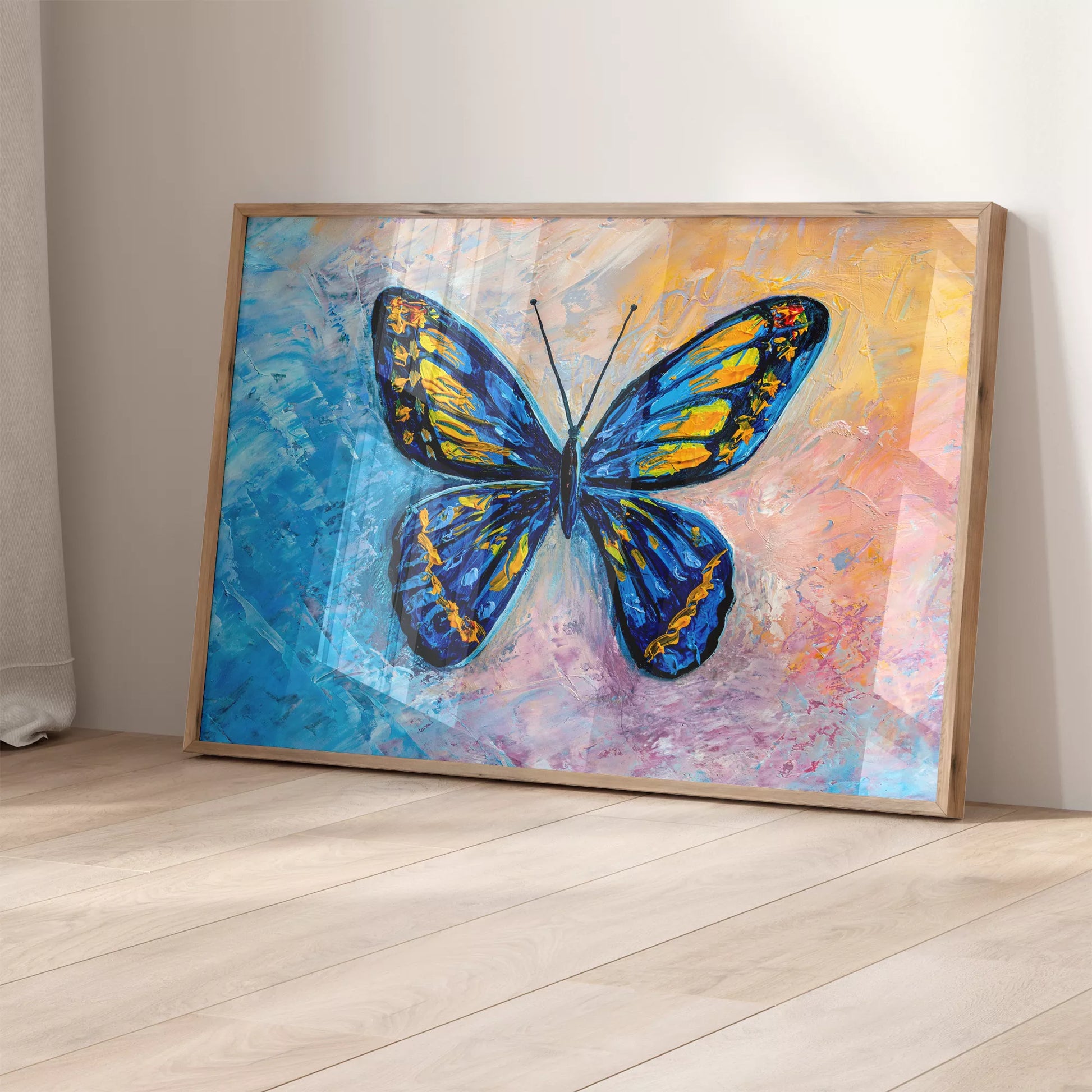 鮮やかな青と黄色の蝶が描かれた抽象的なアートプリント