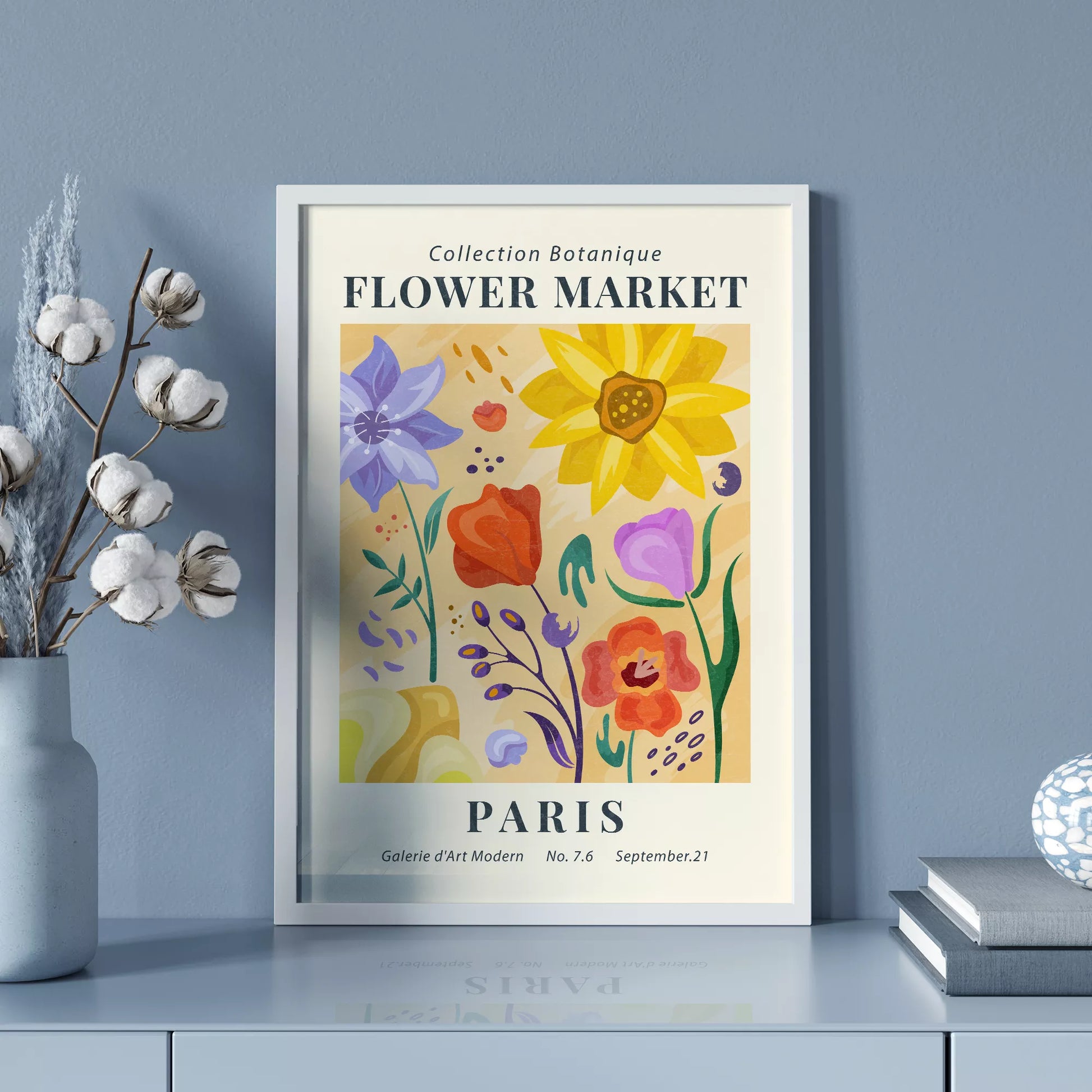 ピンク背景に黄色い花瓶のマーガレットの花束アートポスター