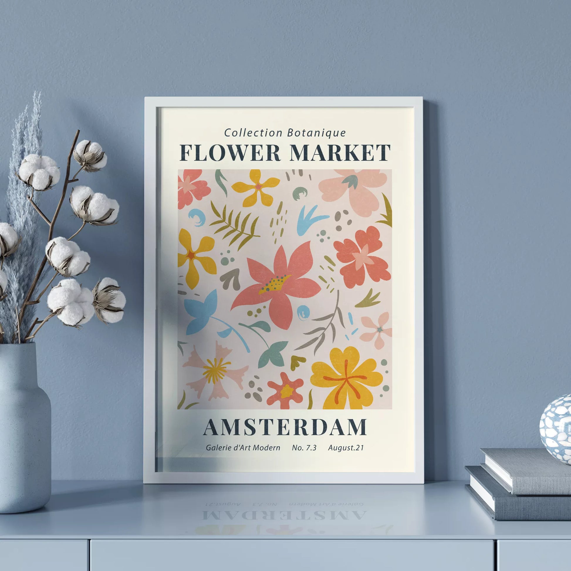 マーガレットの花束が黄色い花瓶に生けられたレトロなポスターデザイン