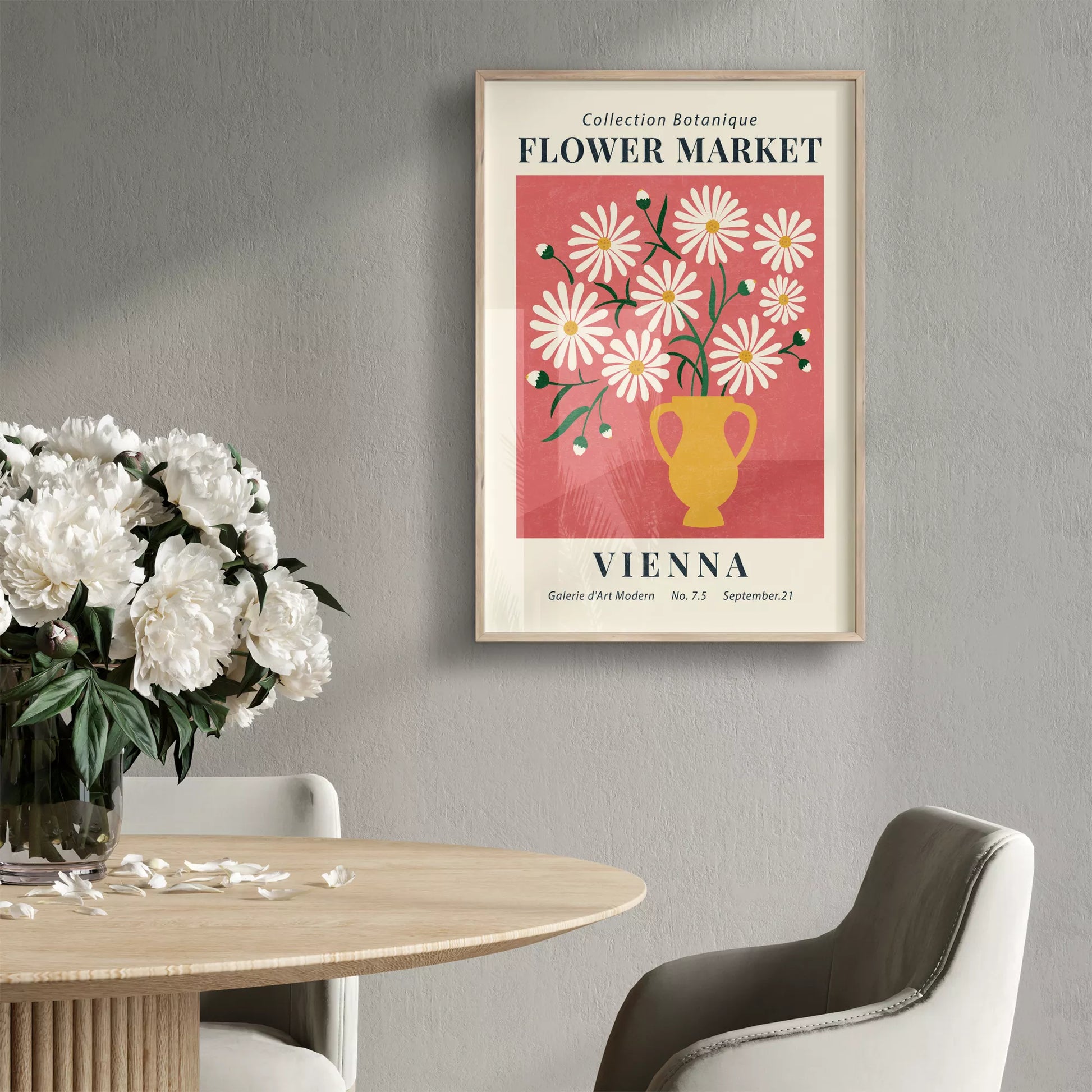 ピンク背景に黄色い花瓶のマーガレットの花束アートポスター