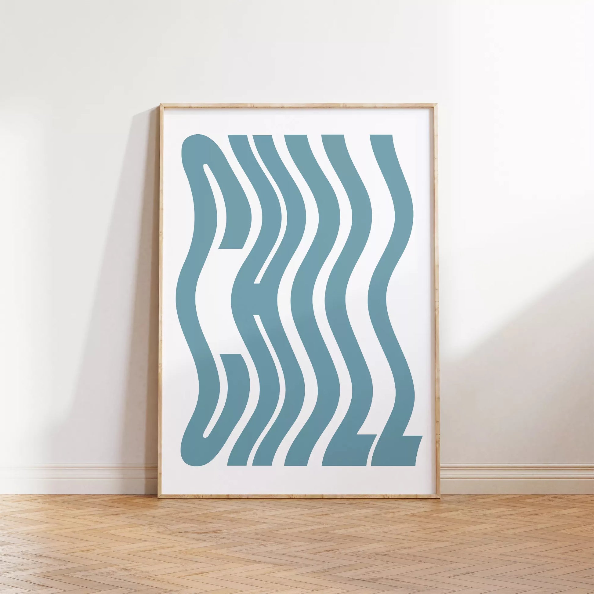 モダンな曲線アートプリント、ティールブルーのウェーブデザイン、白地にミニマルな波状パターン