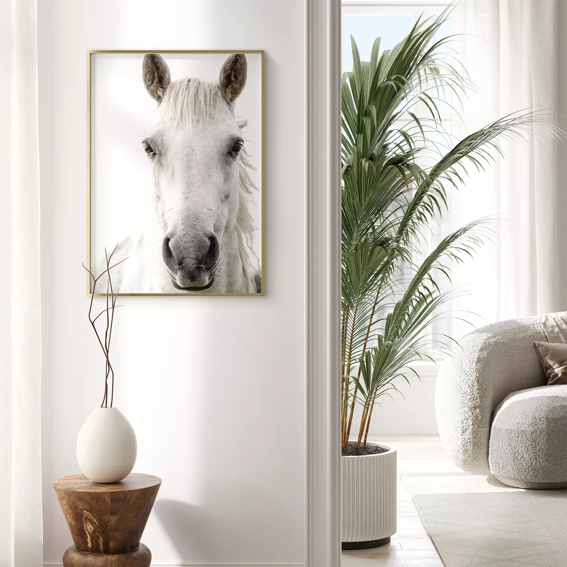 白馬の横顔のミニマリストアートプリント、モノクロ写真風