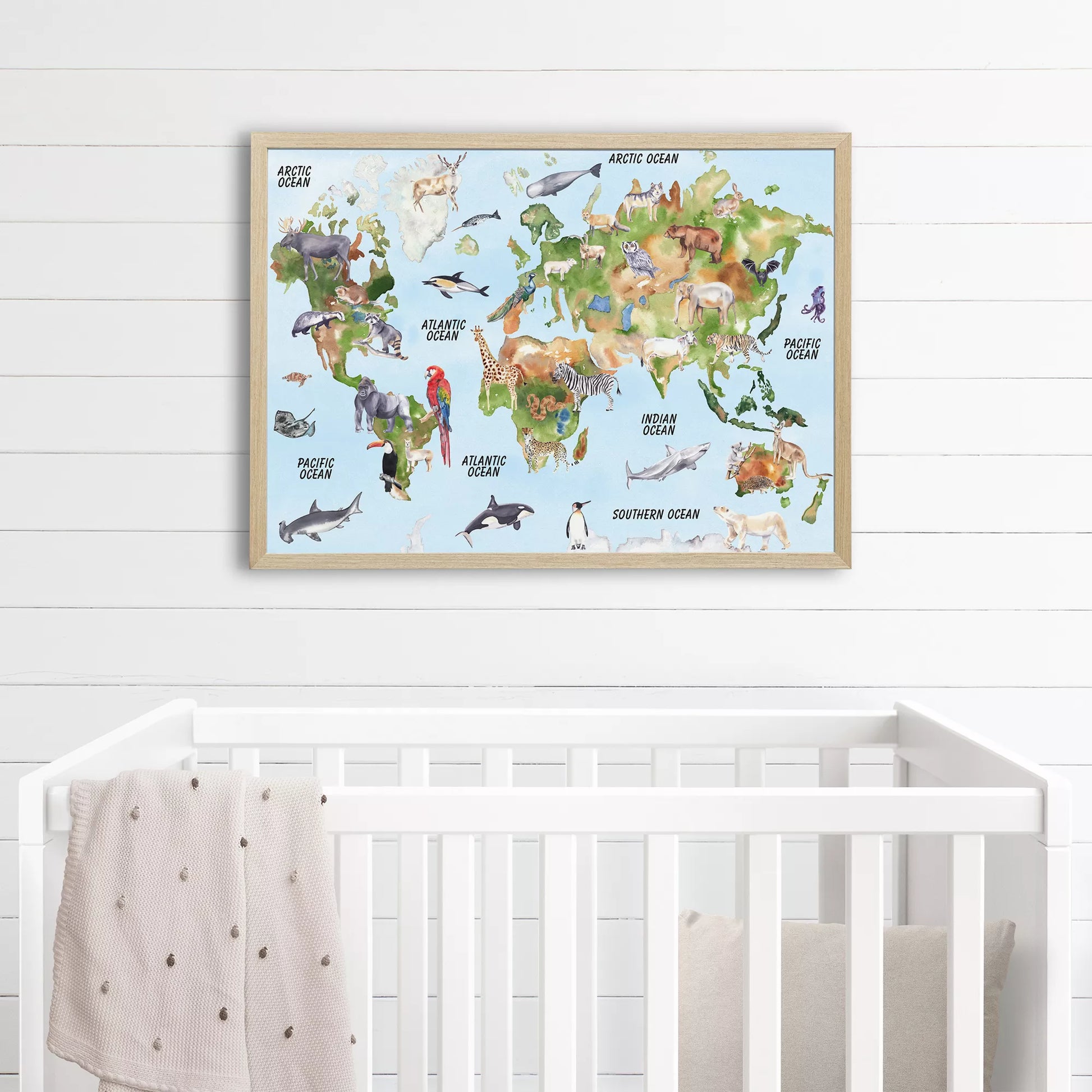 世界中の動物が描かれた楽しいイラスト入り世界地図ポスター