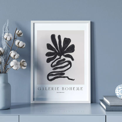 抽象的な黒い花のようなデザインのモダンなアートポスター
