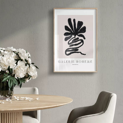 抽象的な黒い花のようなデザインのモダンなアートポスター