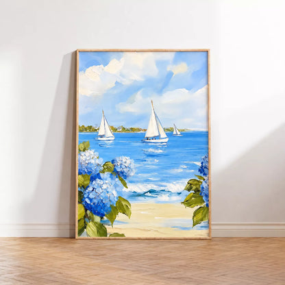 青い海を進む３隻のヨットと海辺の紫陽花を描いた中央のポスター