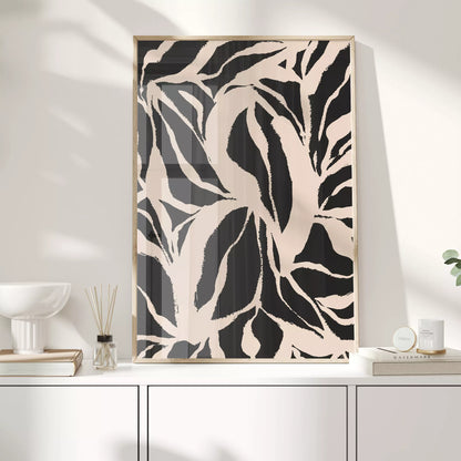 モダンな白黒の植物パターン、大胆な葉のシルエットアート