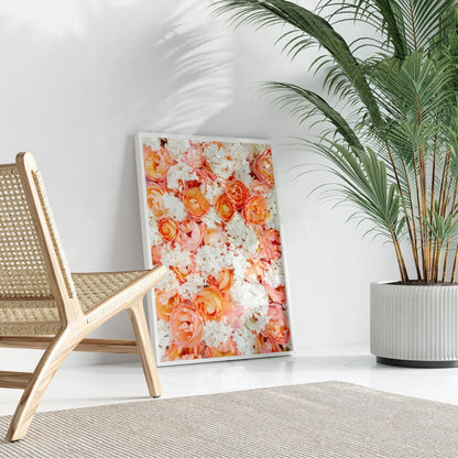 サンゴ色のバラと白い紫陽花の優雅な花束アートプリント
