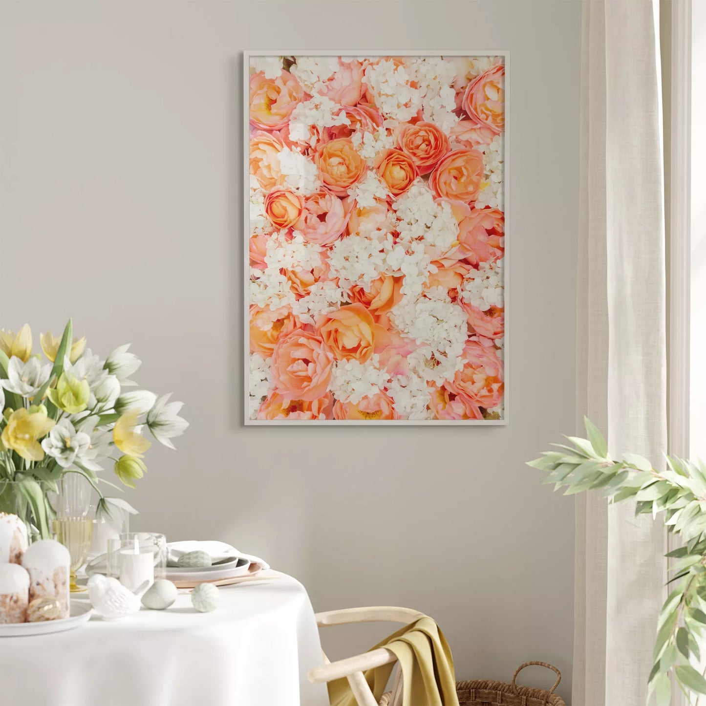 サンゴ色のバラと白い紫陽花の優雅な花束アートプリント