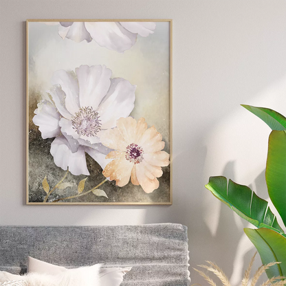 優美な水彩画風の白とアプリコット色の花のトリプティックアート