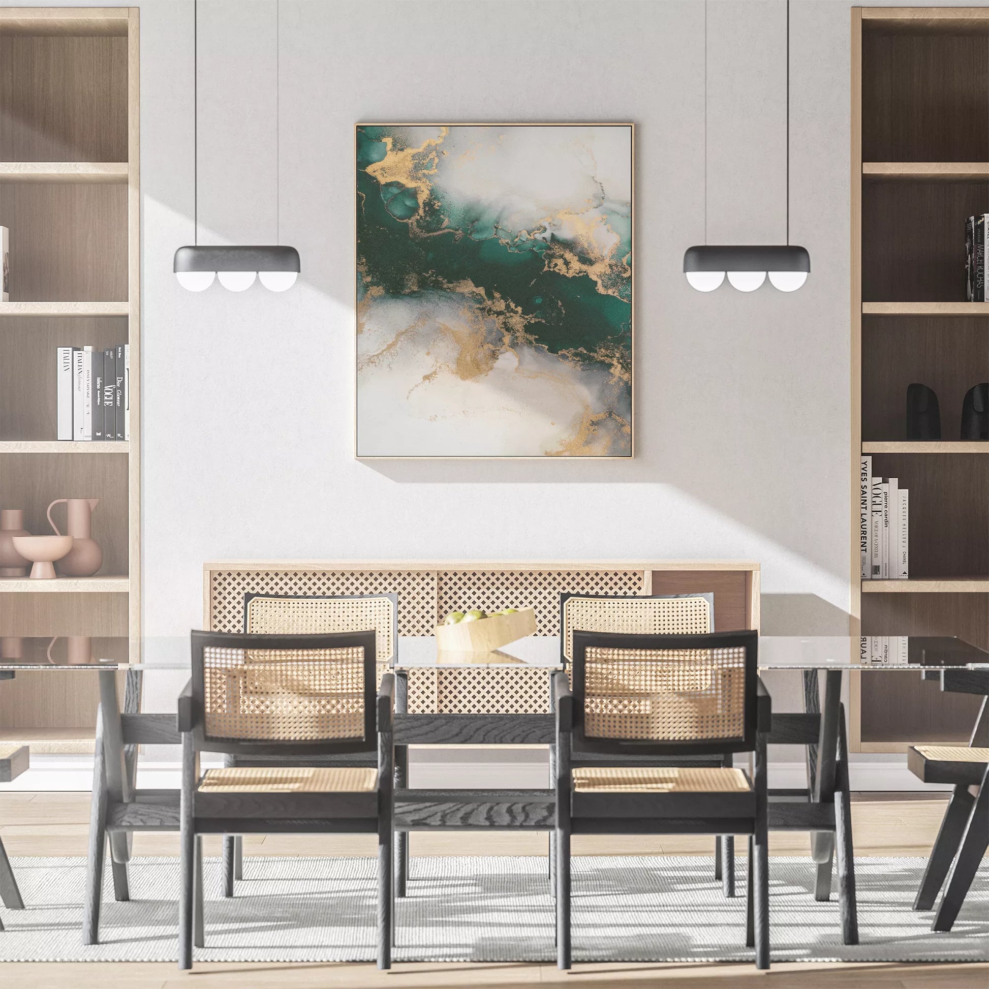 深い緑と金の大理石風抽象アート、モダンなインテリアデザイン