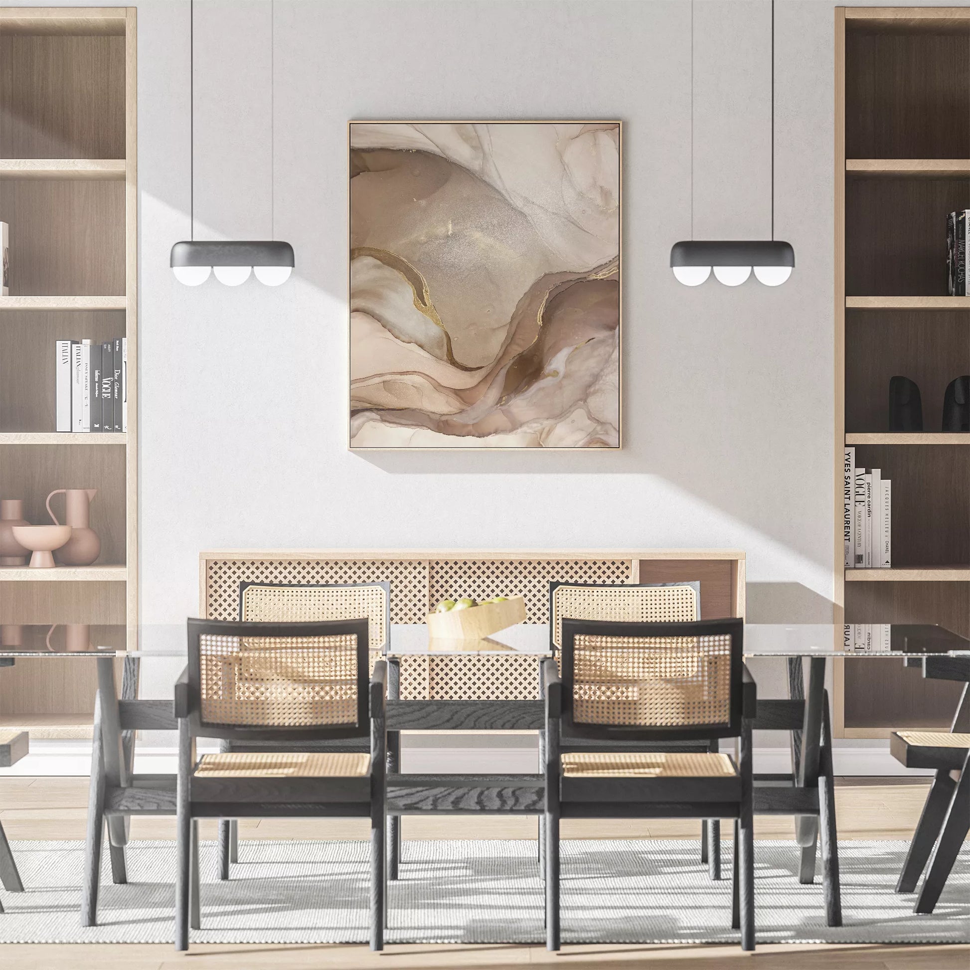 ベージュと金箔の大理石風アート、流動的な曲線が織りなす抽象画