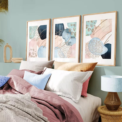 青とピンクの抽象アート3枚セット ゴールドアクセント モダンデザイン