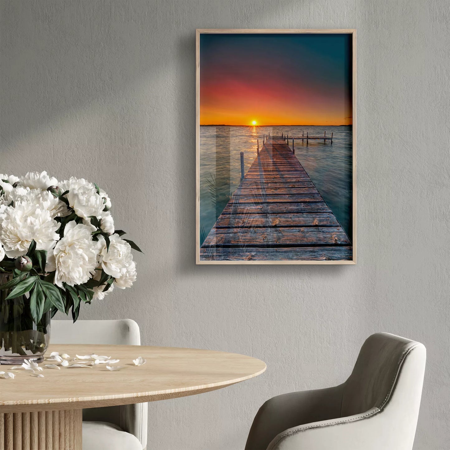 夕日が映える桟橋と海の風景アートプリント