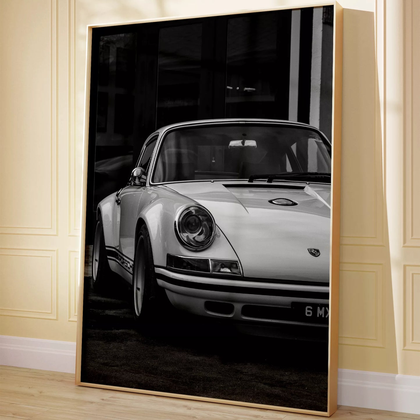クラシックポルシェ911のモノクロームアート写真、フロント側から撮影