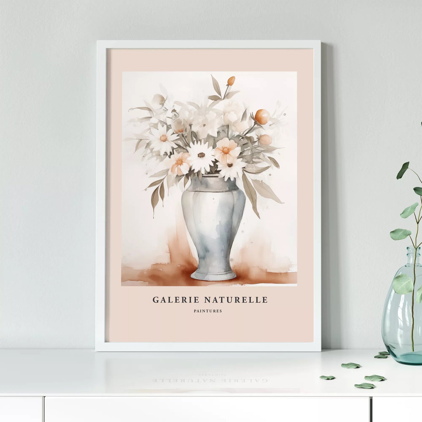 花瓶に活けられた水彩画風の花束アート