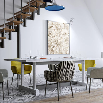 純白のダリアの花々が織りなす優雅なボタニカルアート